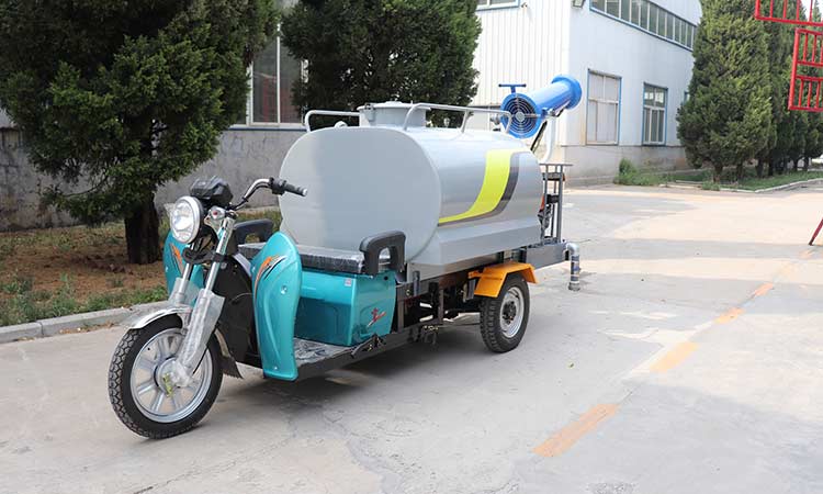 小型灑水車 小型灑水車