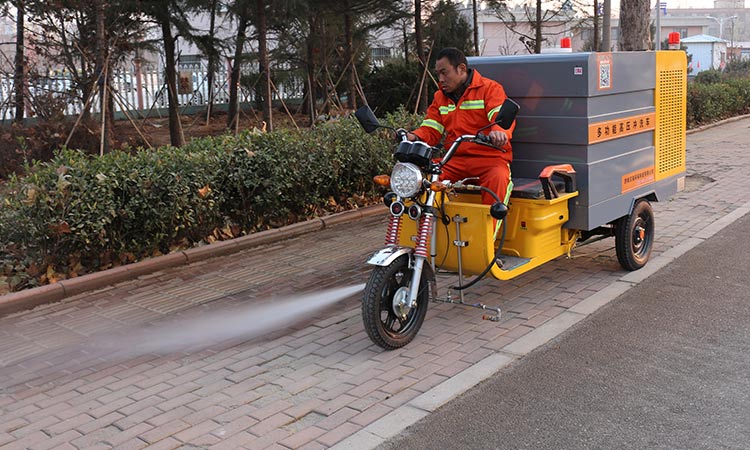 人行道花磚清洗 環衛高壓沖洗車