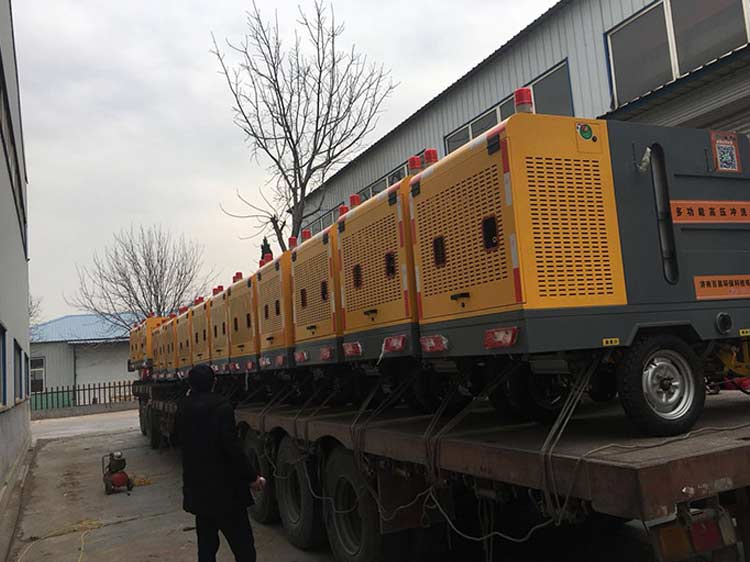 多功能高壓沖洗車 多功能高壓沖洗車