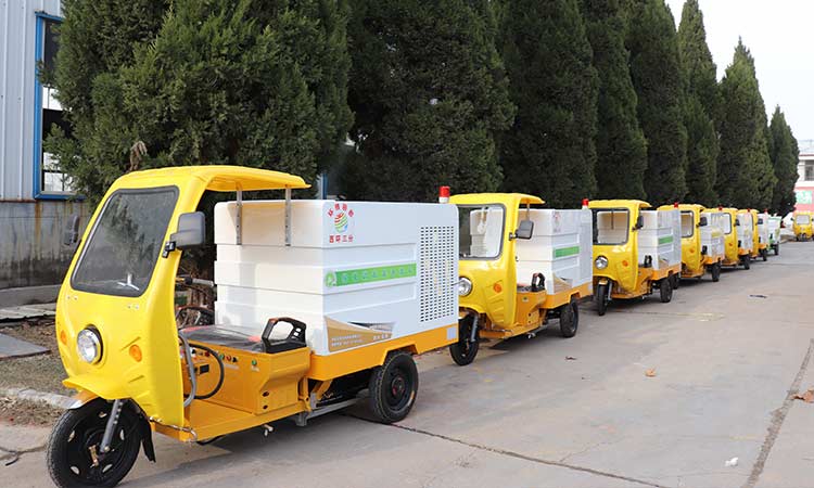 環(huán)衛(wèi)公司引進(jìn)純電動(dòng)高壓沖洗車(chē)，用于人行道快速?zèng)_洗和保潔