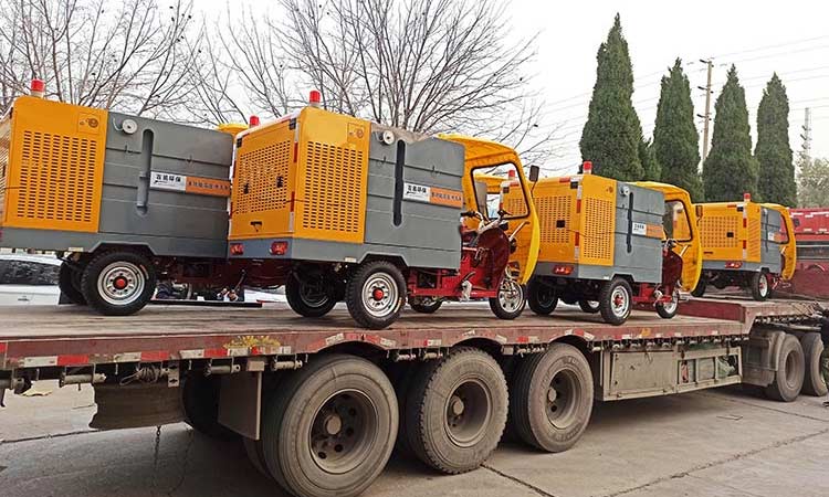 發往淄博環衛的一批多功能高壓清洗車?