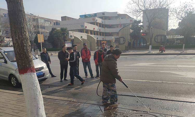 高溫高壓清洗車高壓水槍清洗路面 小型三輪高溫高壓清洗車