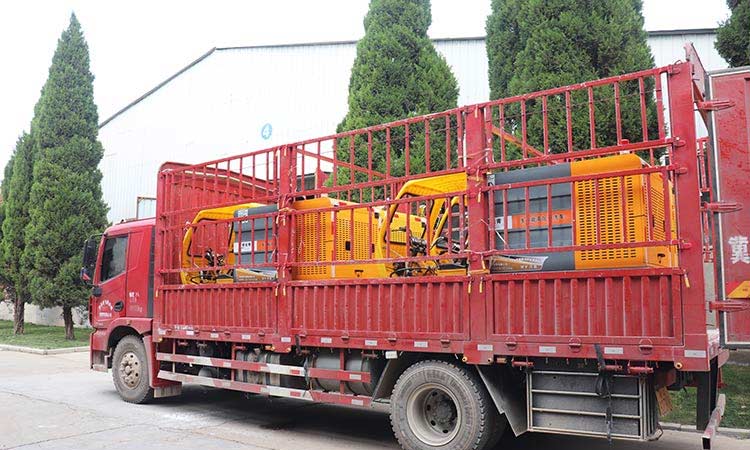 高壓清洗車裝車發(fā)貨 小型高壓清洗車