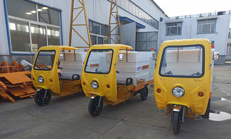 三輪多功能高壓清洗車等待發(fā)貨 小型高壓清洗車