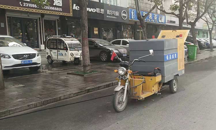 電動高壓清洗車道路清洗作業 小型高壓清洗車