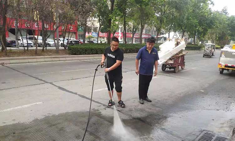 環(huán)衛(wèi)高溫高壓清洗車 小廣告高壓清洗車