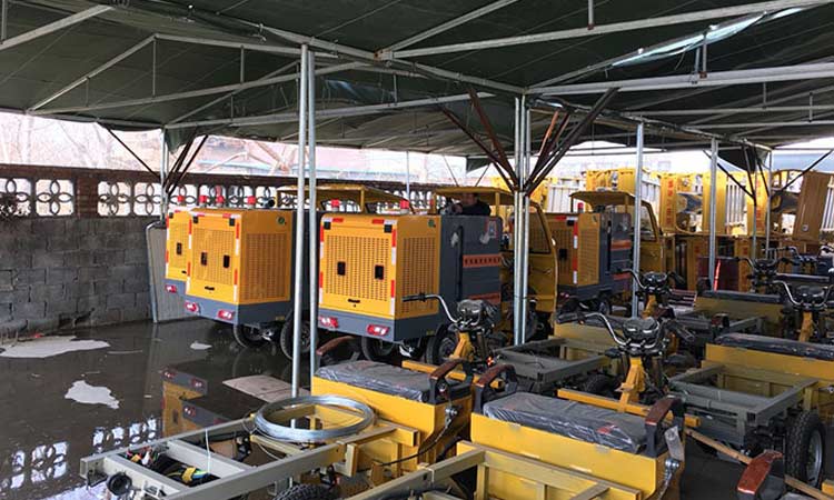 小型電動(dòng)高壓清洗車(chē)