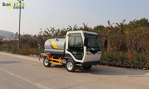 純電動四輪灑水車在大學校園應用有何優勢？