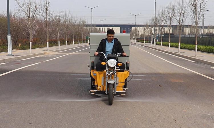 三輪高壓沖洗車 高端高壓沖洗車