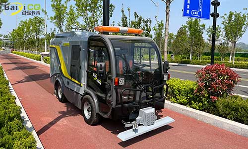 道路污染清除車深層次路面清潔，路面養護車