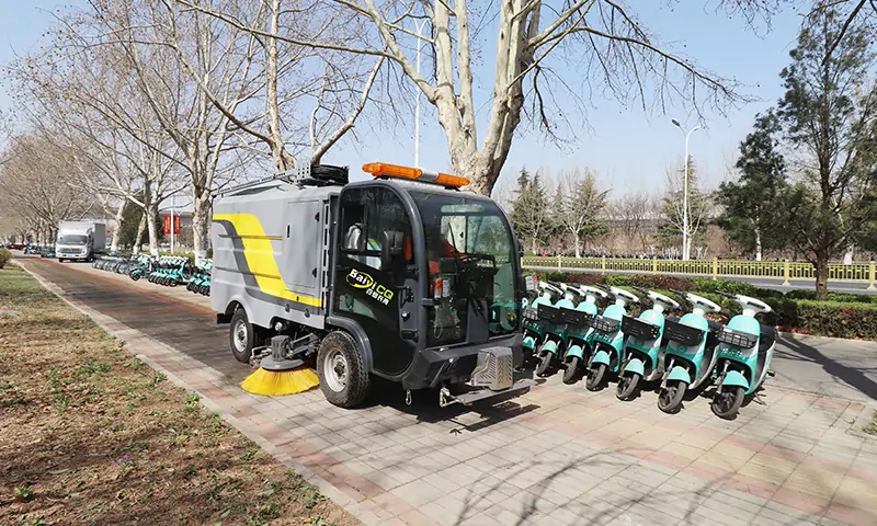 純電動，低噪音，零排放！洗、掃、沖三合一多功能純電動洗掃車的魅力到底在哪？