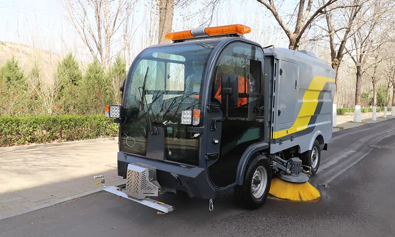 未來環保新時代：小型純電動洗掃車的革命性擔當