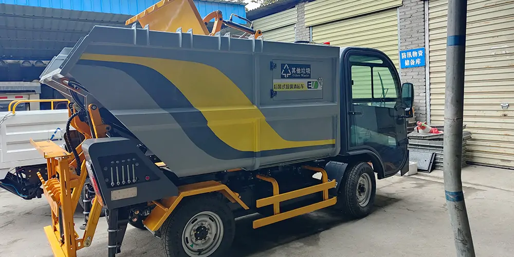 電動環衛垃圾車,電動掛桶垃圾車,環衛電動三輪垃圾車,后裝垃圾車,掛捅垃圾車 電動環衛垃圾車,電動掛桶垃圾車,環衛電動三輪垃圾車,后裝垃圾車,掛捅垃圾車