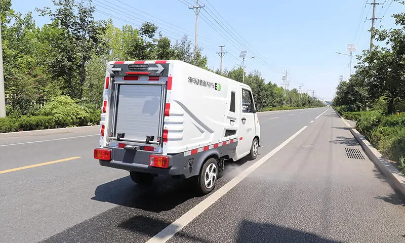 新能源多功能高壓清洗車：高效清潔，環保便捷