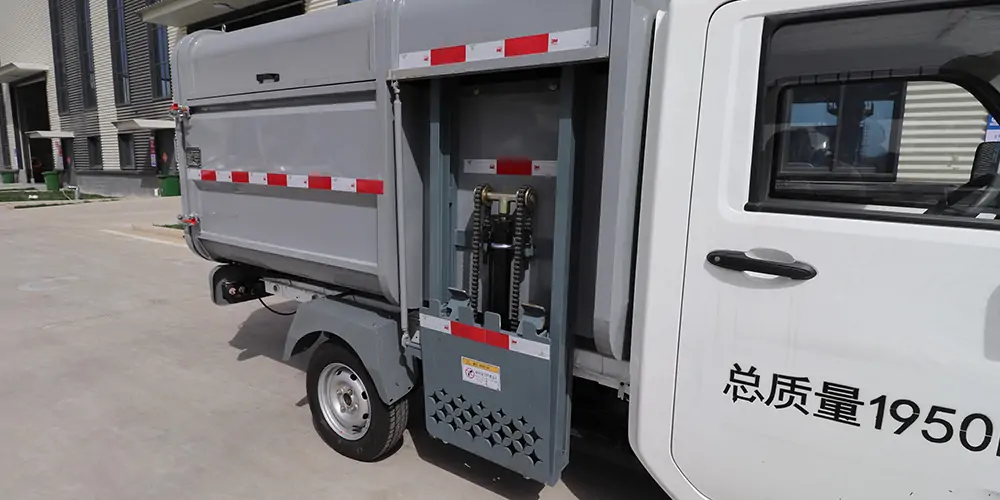 新能源側裝垃圾車，垃圾運輸車，垃圾車，側裝式垃圾車