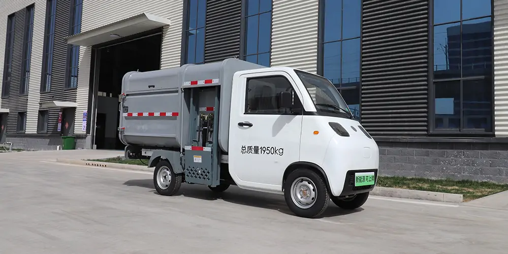 新能源垃圾車,側裝垃圾車,小型垃圾清運車,純電動垃圾車 新能源垃圾車,側裝垃圾車,小型垃圾清運車,純電動垃圾車