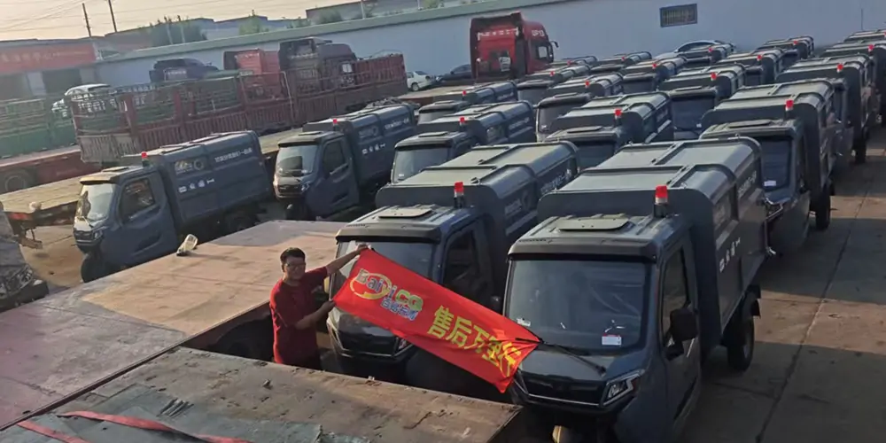 新能源側(cè)裝垃圾車_側(cè)裝垃圾車_垃圾車_小型環(huán)衛(wèi)車 新能源側(cè)裝垃圾車_側(cè)裝垃圾車_垃圾車_小型環(huán)衛(wèi)車