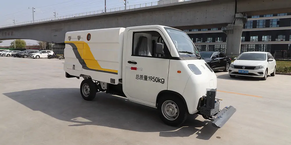 新能源路面養(yǎng)護車,高壓清洗車,高壓沖洗車,路面養(yǎng)護車 新能源路面養(yǎng)護車,高壓清洗車,高壓沖洗車,路面養(yǎng)護車